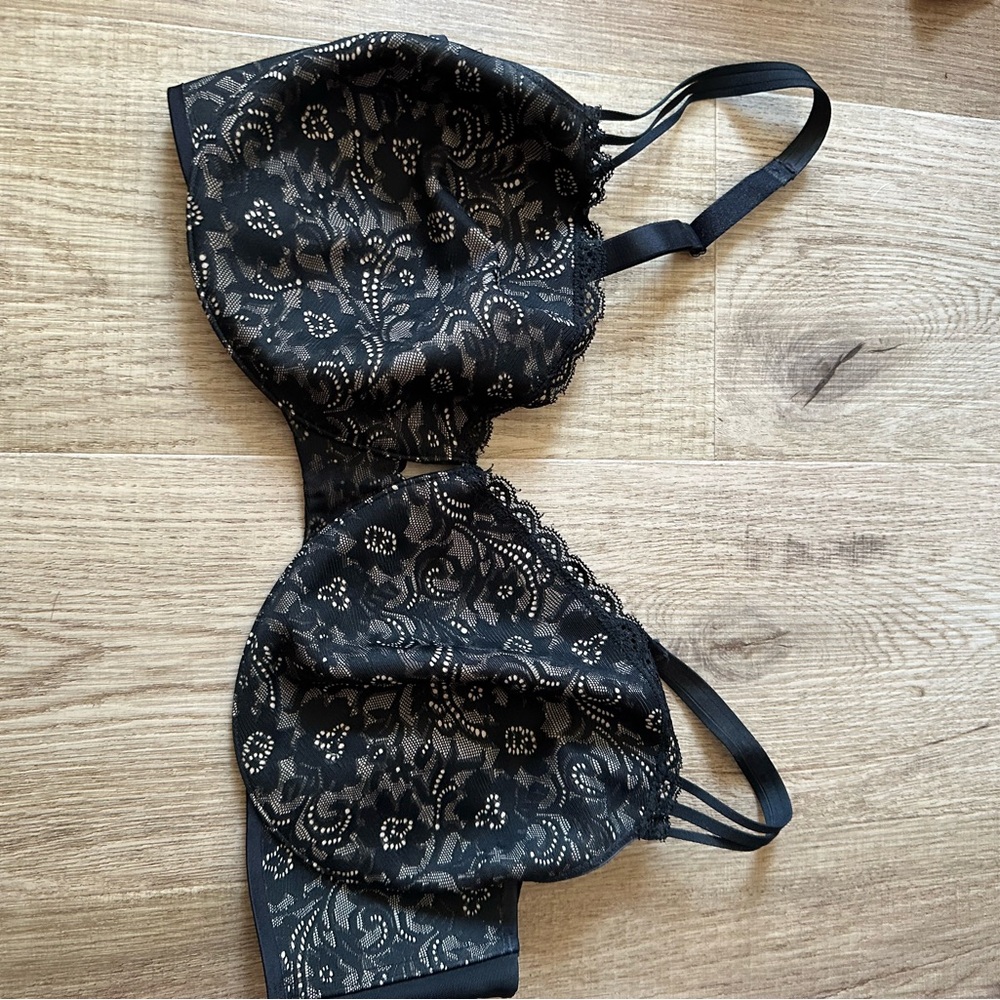 Elegant Black Lace Bra